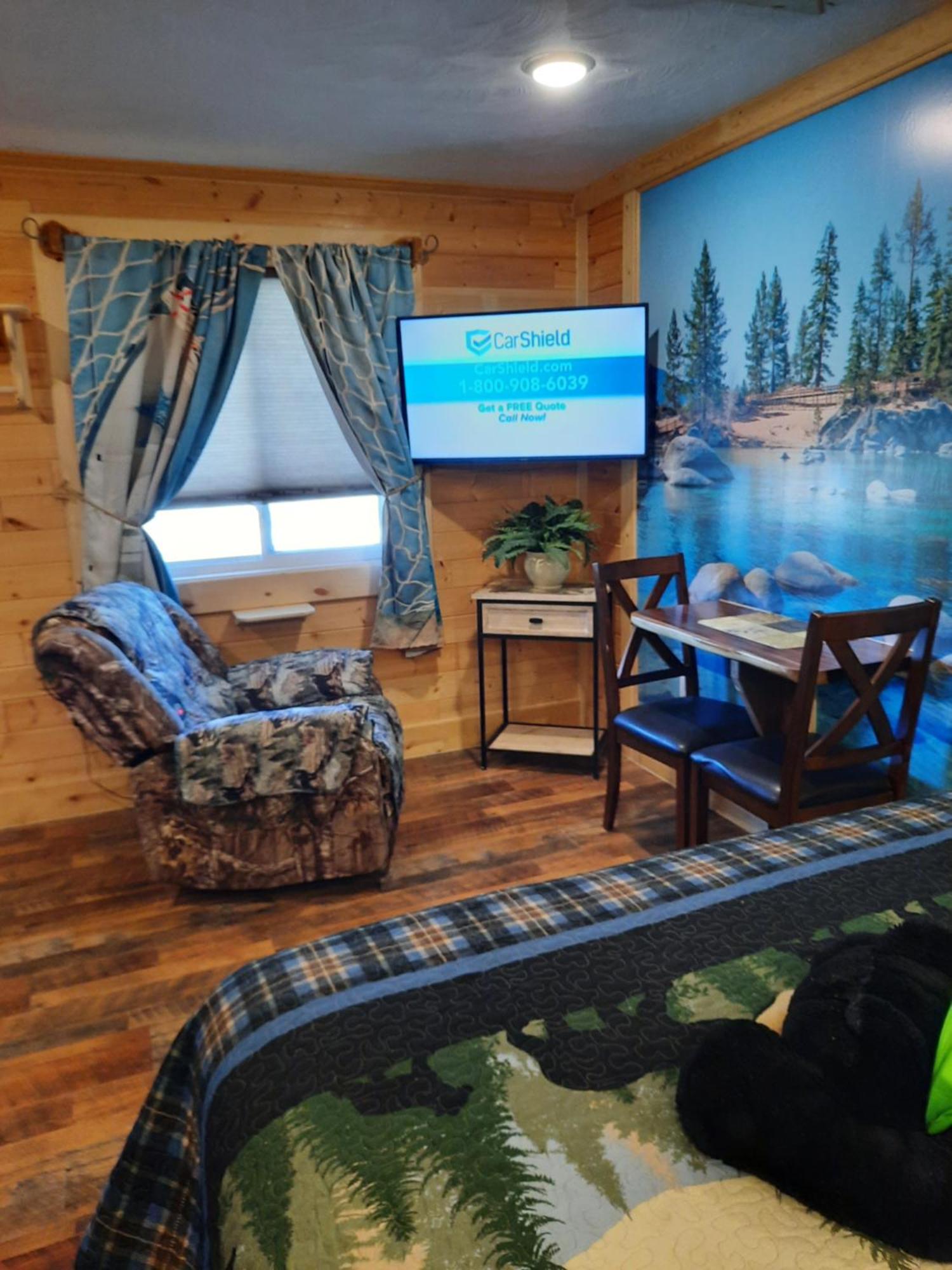 Bear Cove Inn Сент-Игнас Экстерьер фото