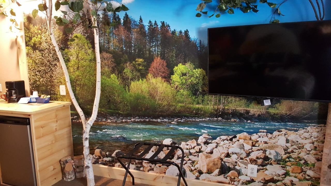 Bear Cove Inn Сент-Игнас Экстерьер фото